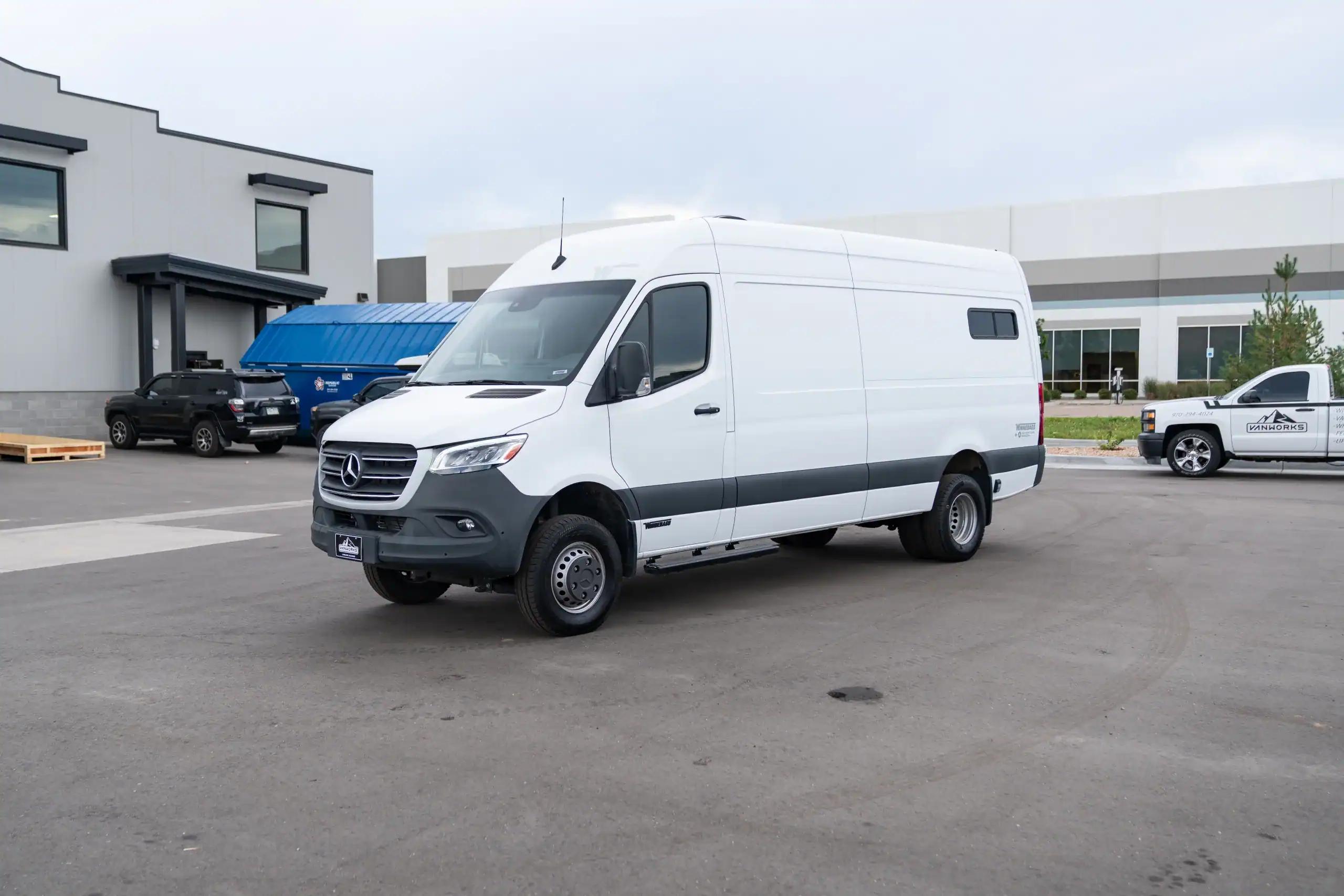 mercedes-benz sprinter crew van 2021 W1W8EC6Y9MP369864 image mercedes-benz sprinter crew van 2021 W1W8EC6Y9MP369864 image